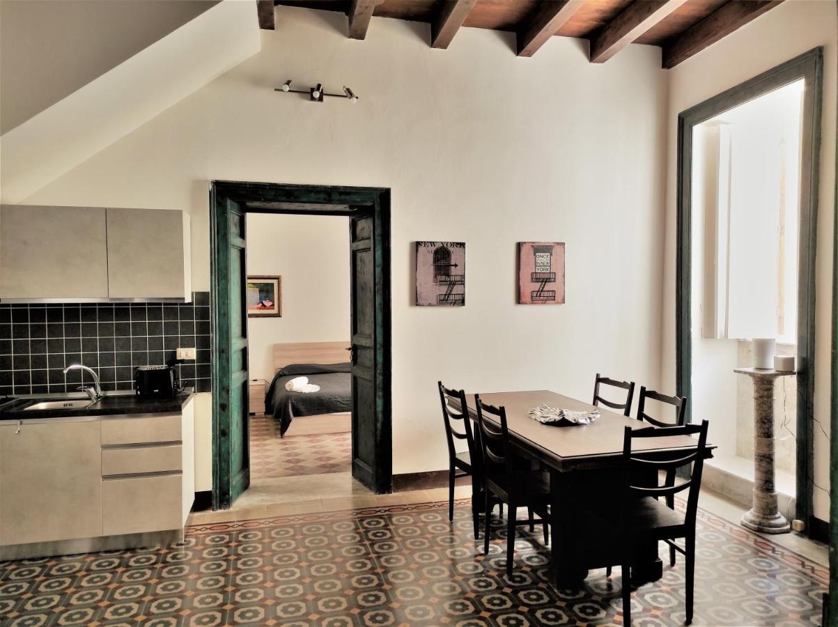Residenza Diana- Ortigia Holidays Syracuse Exterior photo